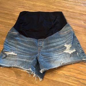Over the belly distressed maternity Jean shorts